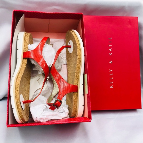 NIB Kelly & Katie Red Sandals - Picture 16 of 16